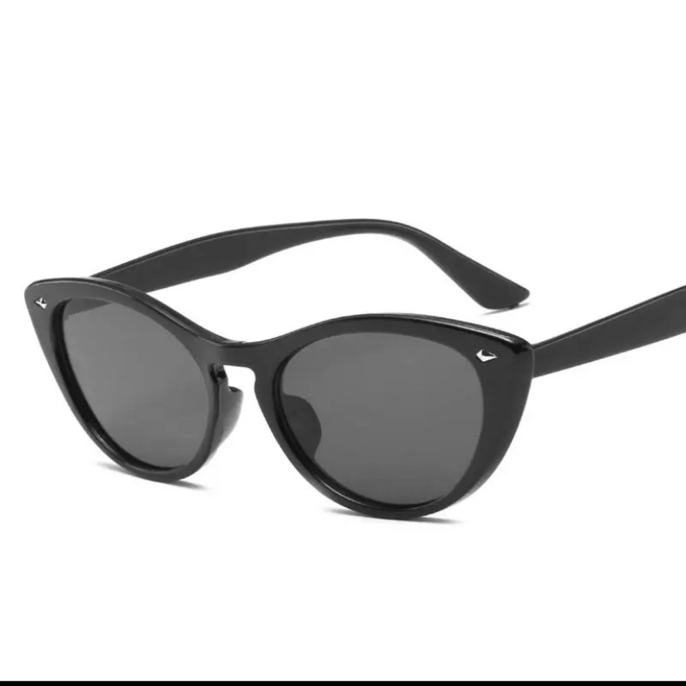 🆕 Vintage Style Cat Eye Sunglasses - Picture 4 of 4
